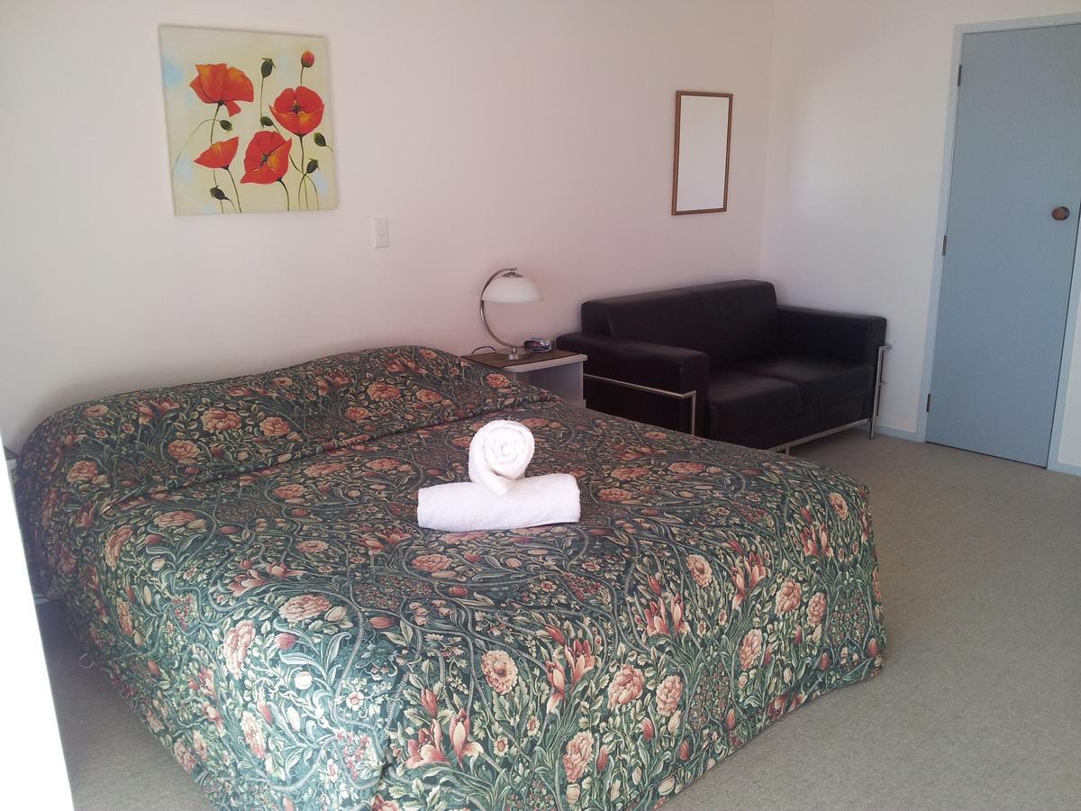 Norfolk Motel & Campervan Park Awanui Quarto foto
