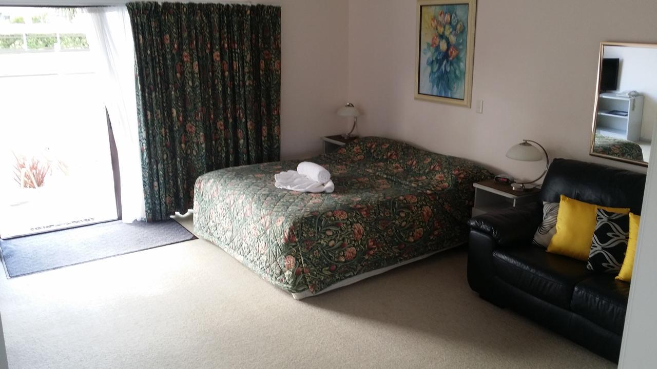 Norfolk Motel & Campervan Park Awanui Quarto foto